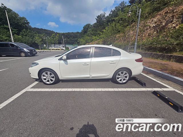 Renault Korea SM3 2011 thumb 3