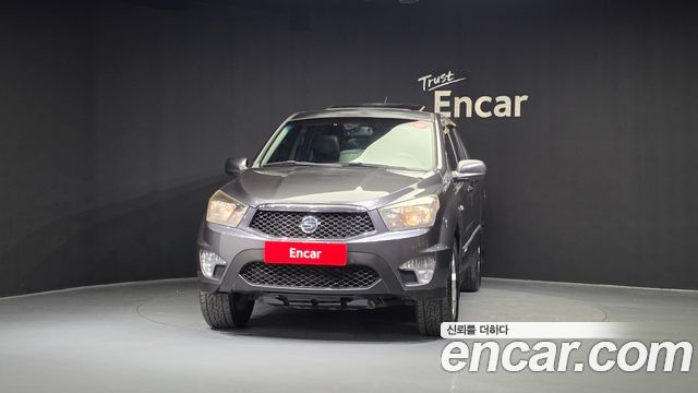 SsangYong Korando 2013 thumb 4