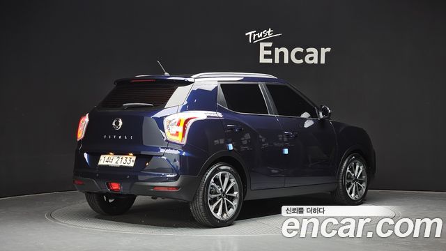 SsangYong Tivoli 2018 thumb 3