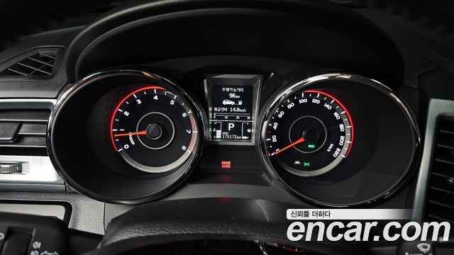 SsangYong Tivoli 2018 thumb 8