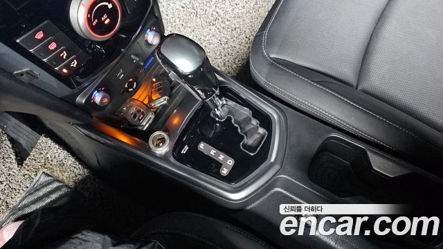 SsangYong Tivoli 2018 thumb 9