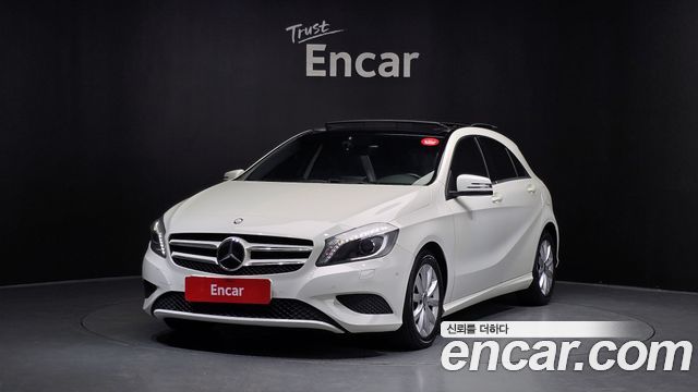 Mercedes-Benz A-Class 2015 thumb 2