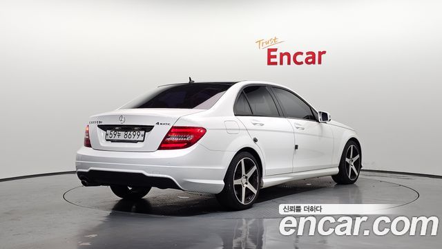 Mercedes-Benz C-Class 2014 thumb 3