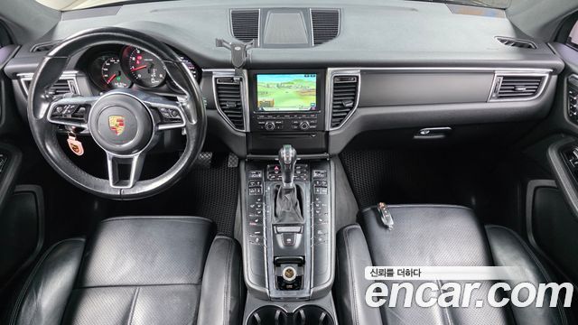 Porsche Macan 2014 thumb 7