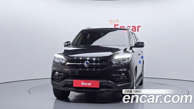 SsangYong Rexton 2019 thumb 4