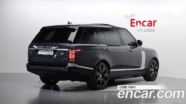 Land Rover Range Rover 2017 thumb 3