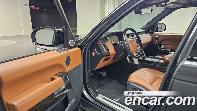 Land Rover Range Rover 2017 thumb 10