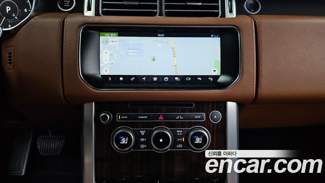 Land Rover Range Rover 2017 thumb 11