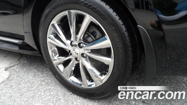 Kia Carnival 2018 thumb 6