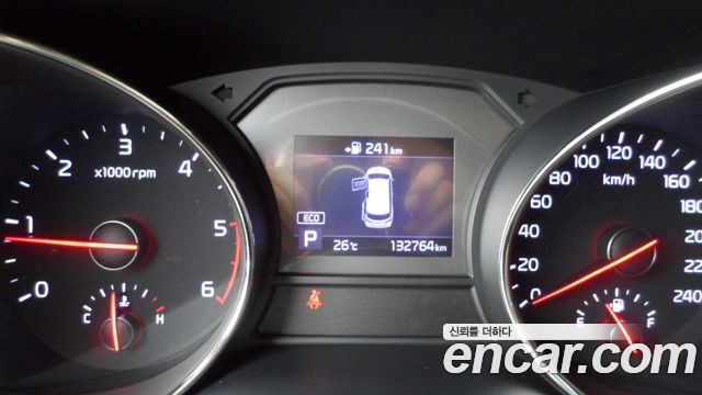 Kia Carnival 2018 thumb 9