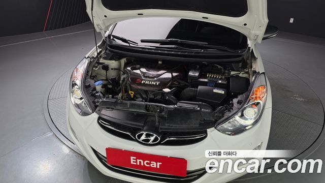Hyundai Avante 2011 thumb 7