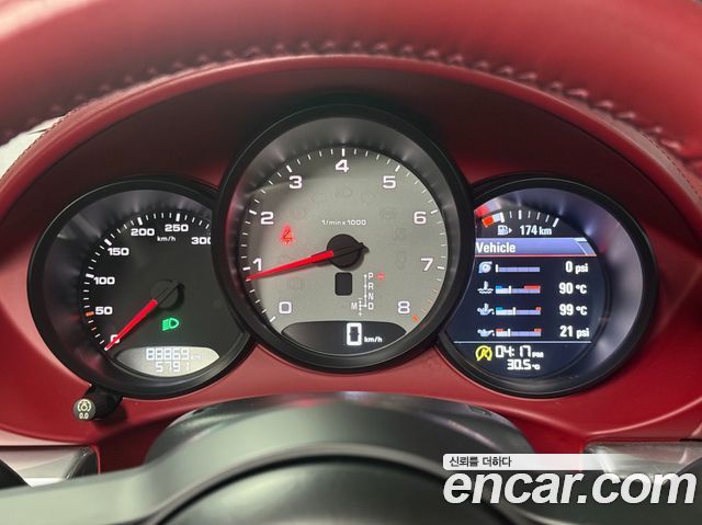 Porsche Cayman 2016 thumb 8
