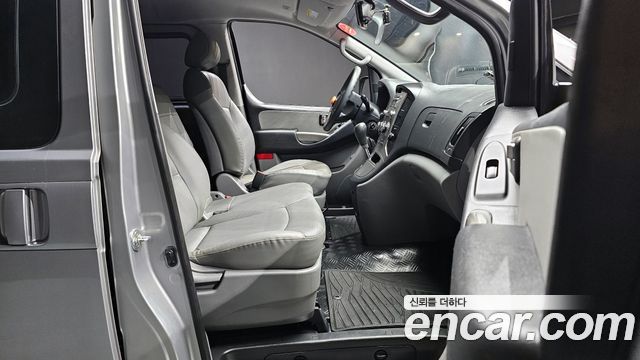 Hyundai Starex 2014 thumb 10