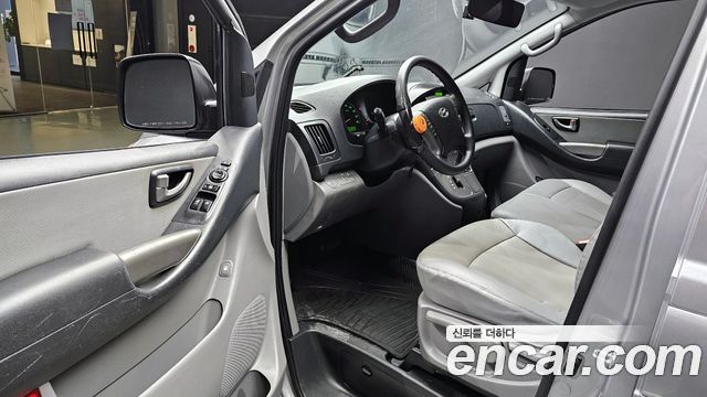 Hyundai Starex 2014 thumb 12