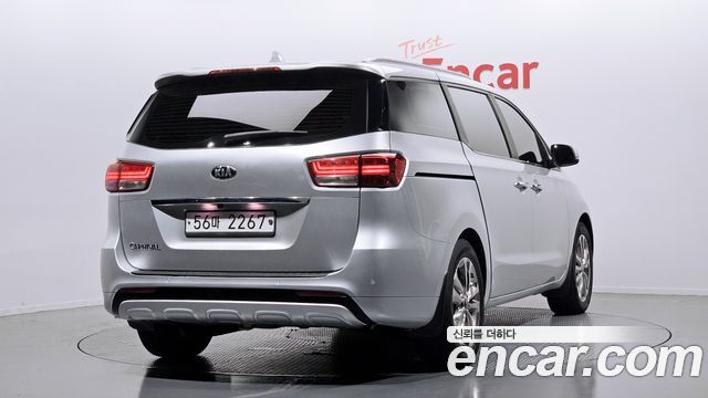 Kia Carnival 2015 thumb 3