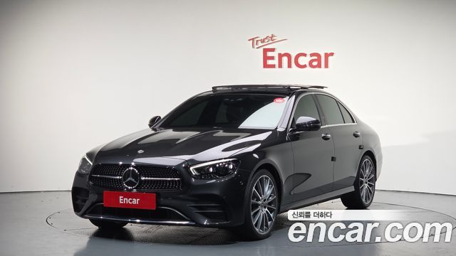 Mercedes-Benz E-Class 2020 thumb 2