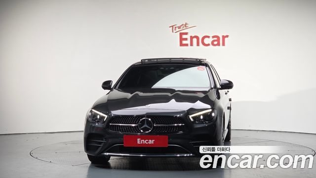 Mercedes-Benz E-Class 2020 thumb 4