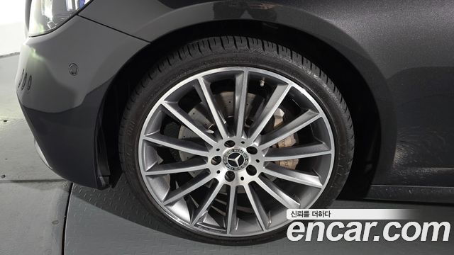 Mercedes-Benz E-Class 2020 thumb 6