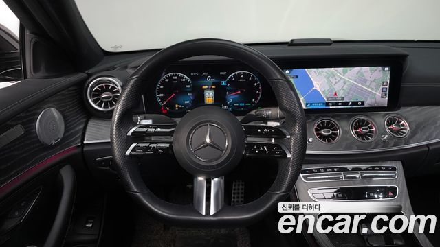 Mercedes-Benz E-Class 2020 thumb 12