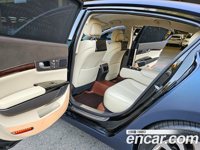 Kia K9 2017 thumb 11
