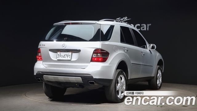Mercedes-Benz M-Class 2006 thumb 3