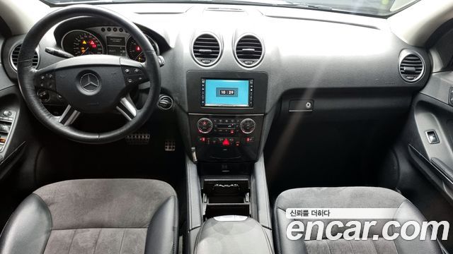 Mercedes-Benz M-Class 2006 thumb 8
