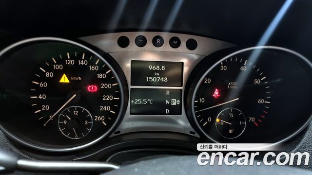 Mercedes-Benz M-Class 2006 thumb 9
