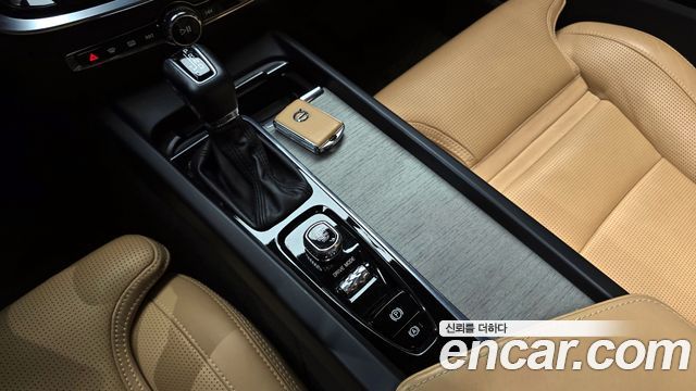 Volvo V60 2020 thumb 10