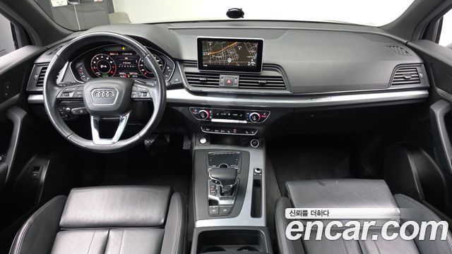 Audi Q5 2020 thumb 8
