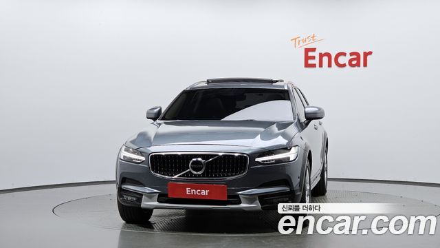 Volvo V90 2017 thumb 4