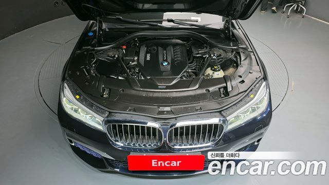 BMW 7 серии 2017 thumb 6