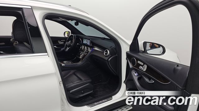 Mercedes-Benz GLC 2020 thumb 12