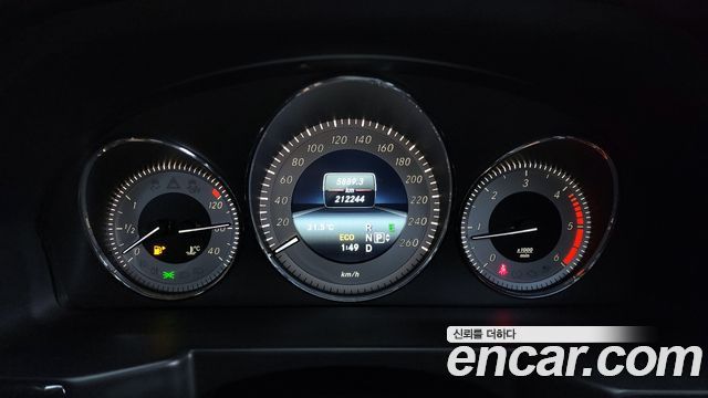 Mercedes-Benz GLK 2014 thumb 8