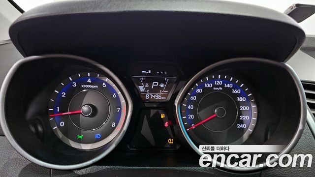 Hyundai Avante 2015 thumb 9