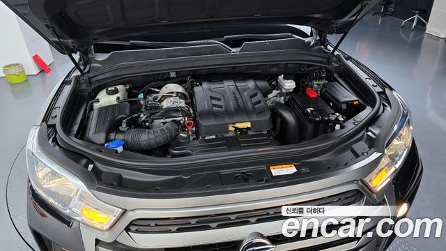 SsangYong Rexton 2022 thumb 6