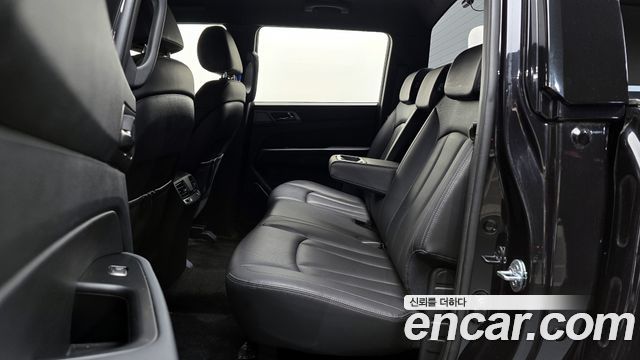 SsangYong Rexton 2022 thumb 11