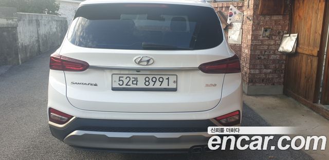 Hyundai Santa Fe 2019 thumb 3
