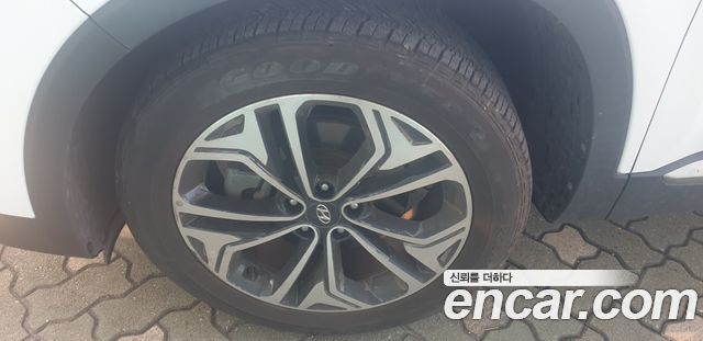 Hyundai Santa Fe 2019 thumb 7