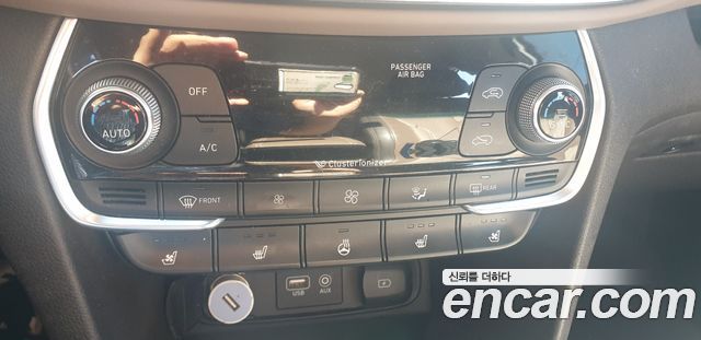 Hyundai Santa Fe 2019 thumb 10