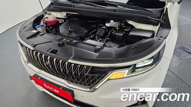 Kia Carnival 2023 thumb 7