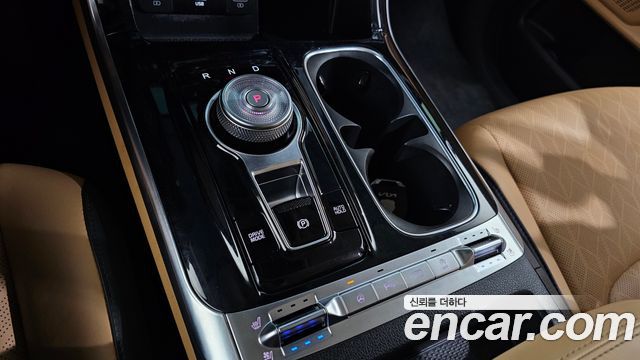 Kia Carnival 2023 thumb 10