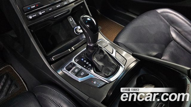 Hyundai Grandeur 2014 thumb 10