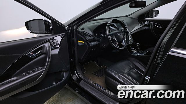 Hyundai Grandeur 2014 thumb 11