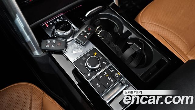 Land Rover Discovery 2017 thumb 9
