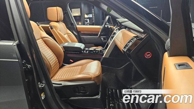 Land Rover Discovery 2017 thumb 10