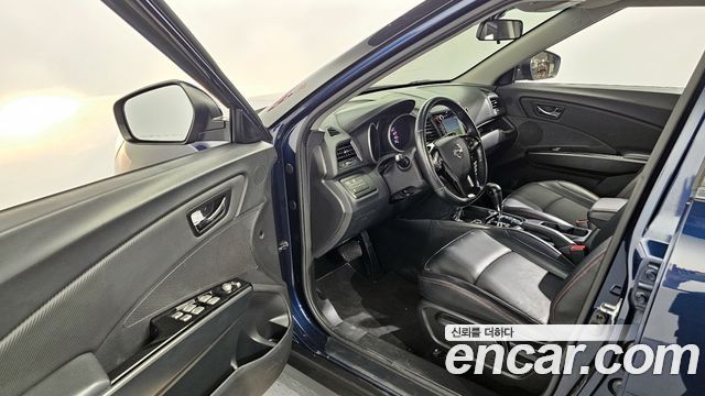 SsangYong Tivoli 2016 thumb 11