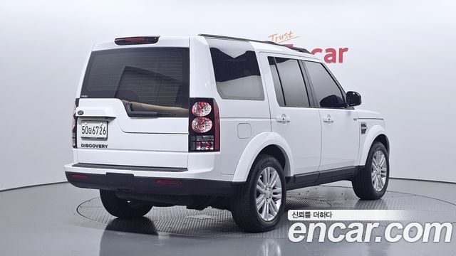 Land Rover Discovery 2015 thumb 3