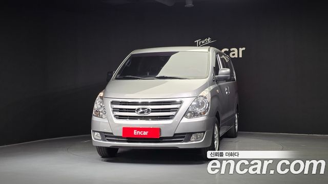 Hyundai Starex 2017 thumb 3