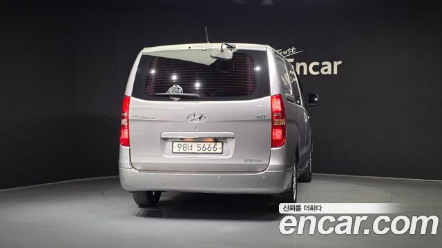 Hyundai Starex 2017 thumb 4