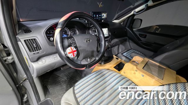 Hyundai Starex 2017 thumb 7